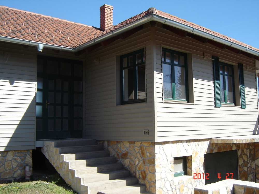 Referencia Felsőcsatár